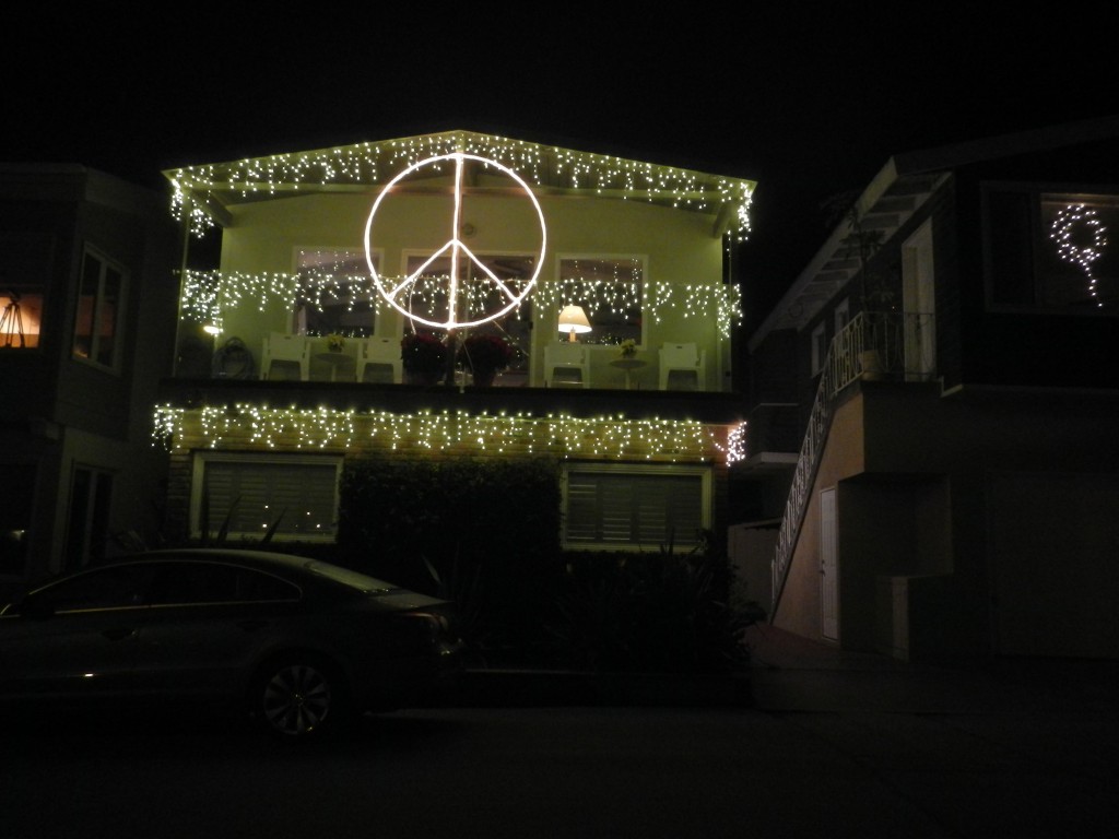 Our friends celebrate with the Peace sign every year. Mahalo!